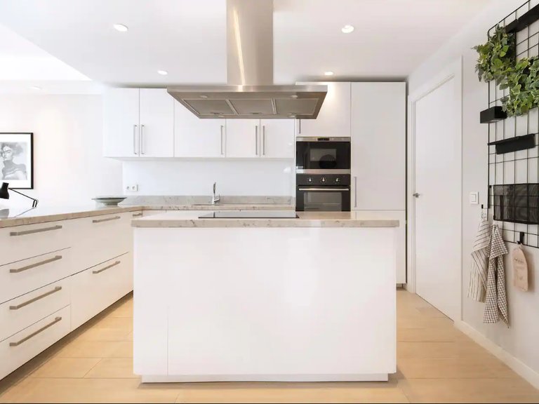 Apartment for Sale in Marbella, Malaga 6