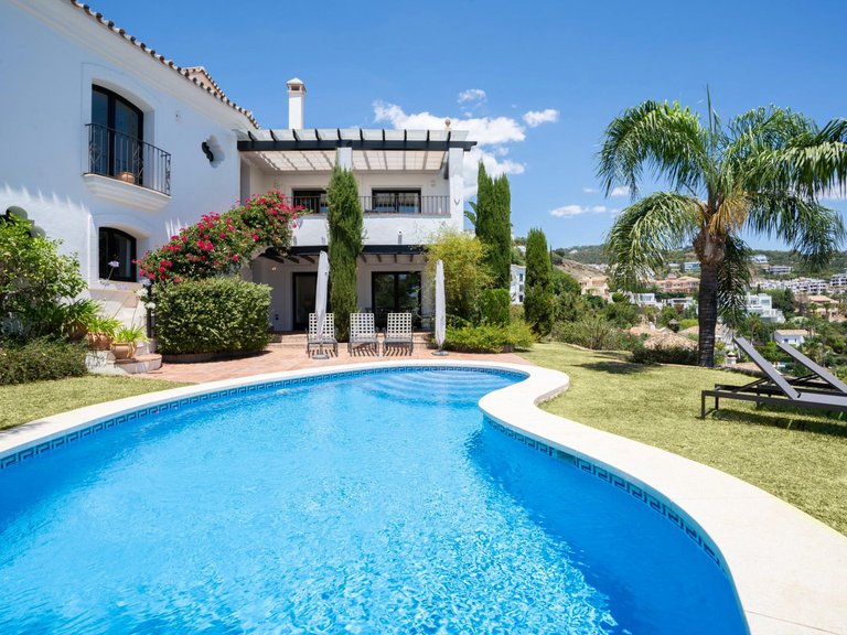 Villa for Rent in Benahavis, Malaga 1