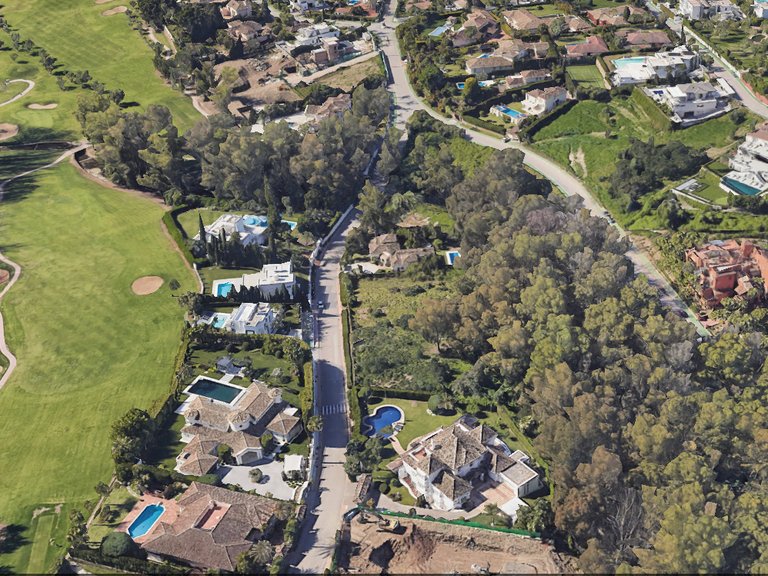 Plot for Sale in Marbella, Malaga 3