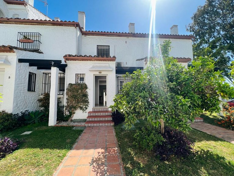 Apartment for Sale in Estepona, Malaga 2