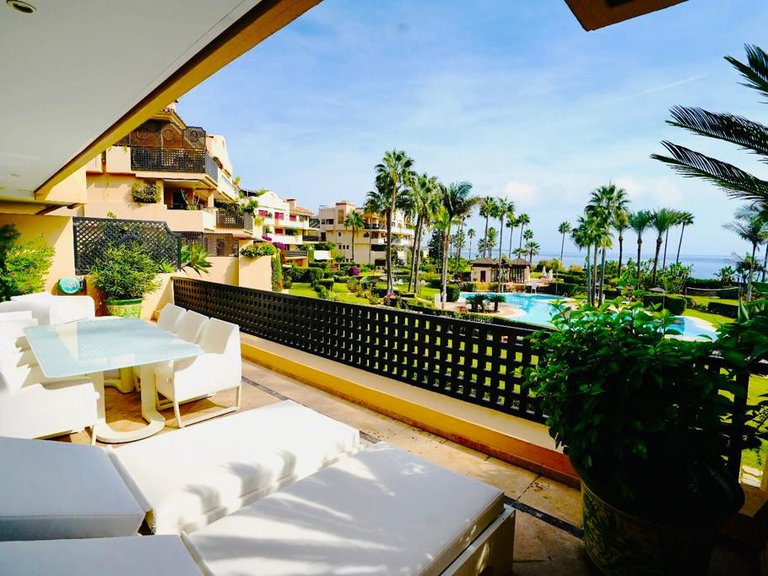 Apartment for Sale in Estepona, Malaga 1