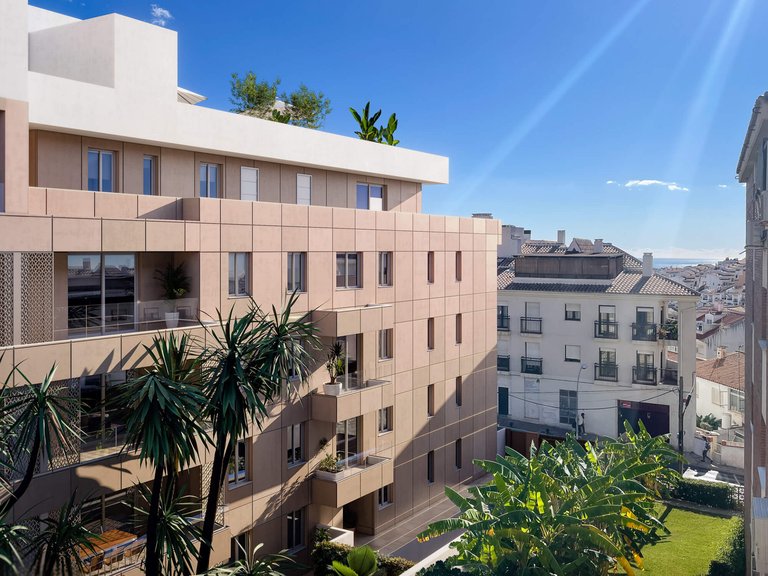 Apartment for Sale in Benalmadena, Malaga 1