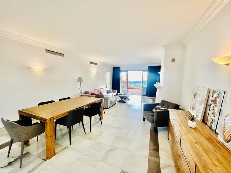 Apartment for Rent in Benahavis, Malaga 32