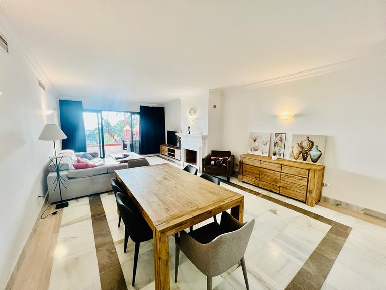 Apartment for Rent in Benahavis, Malaga 8