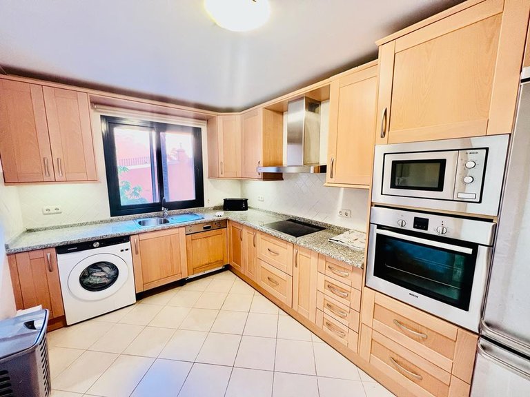 Apartment for Rent in Benahavis, Malaga 27