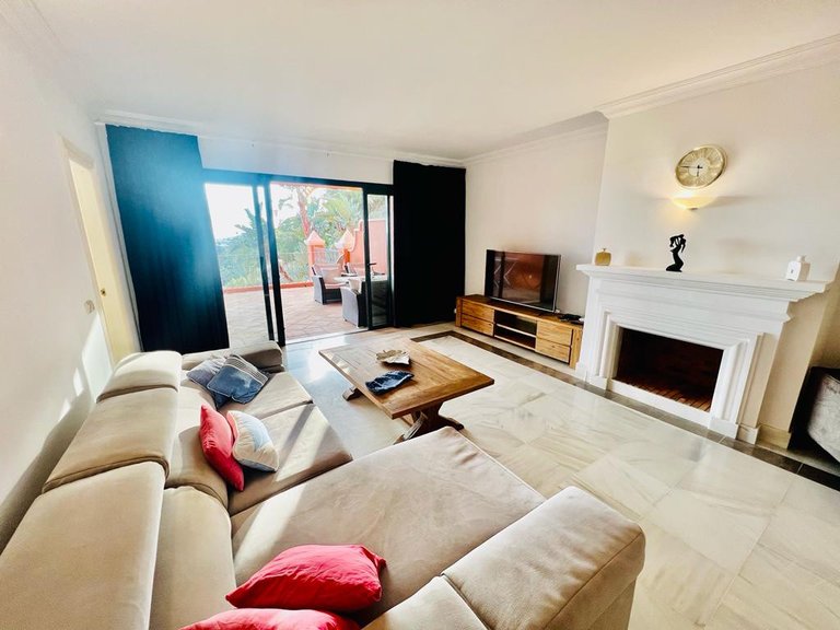 Apartment for Rent in Benahavis, Malaga 24