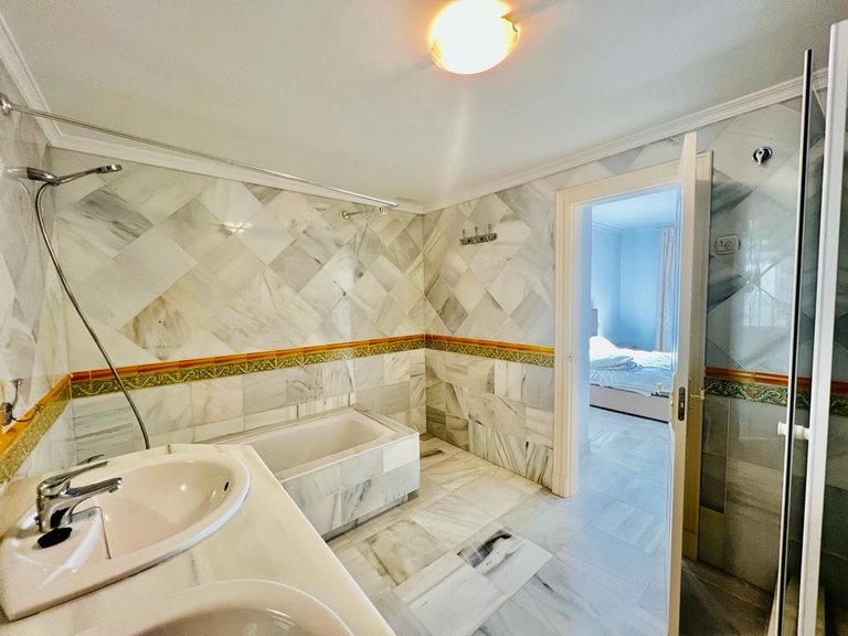 Apartment for Rent in Benahavis, Malaga 35