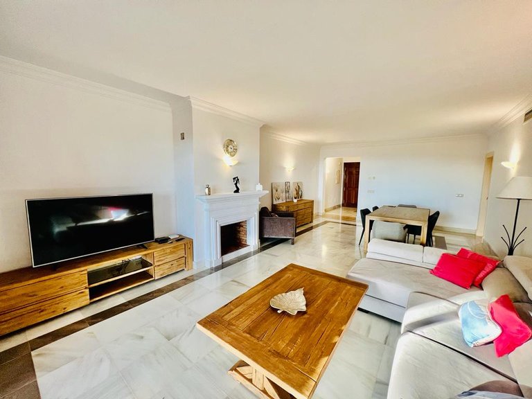 Apartment for Rent in Benahavis, Malaga 23