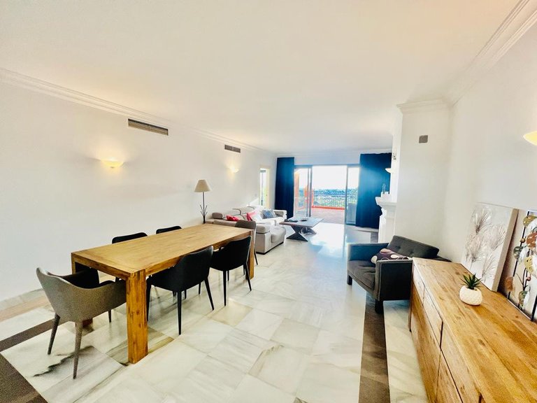 Apartment for Rent in Benahavis, Malaga 28