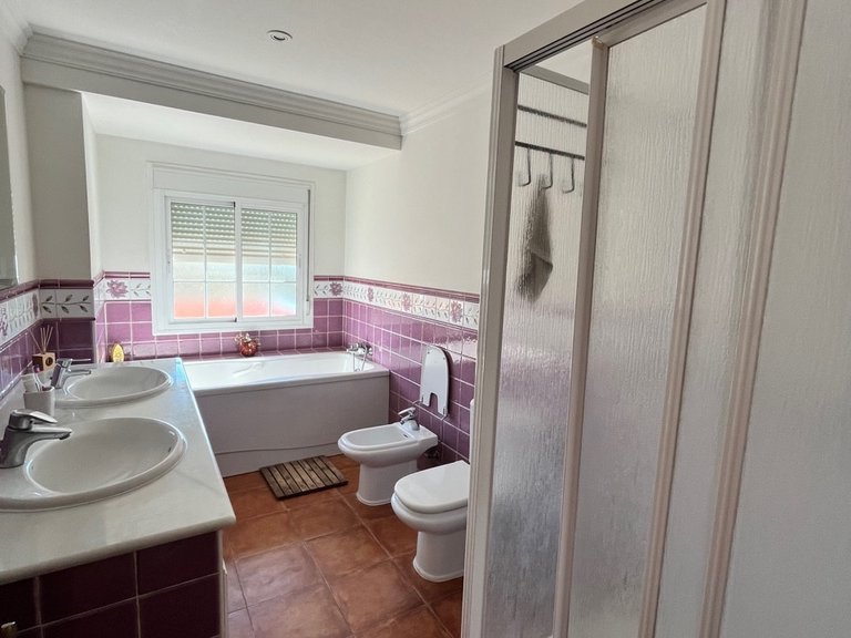 Villa for Rent in Marbella, Malaga 20