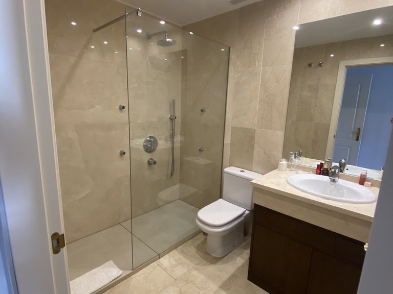 Apartment for Sale in Marbella, Malaga 9