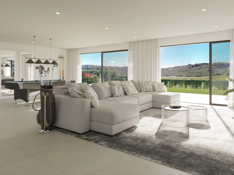 Villa for Sale in Estepona, Malaga 2