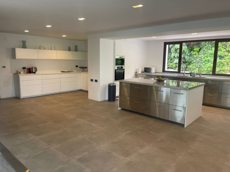 Villa for Rent in Marbella, Malaga 41