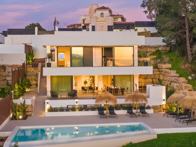 Villa for Sale in Marbella, Malaga 20