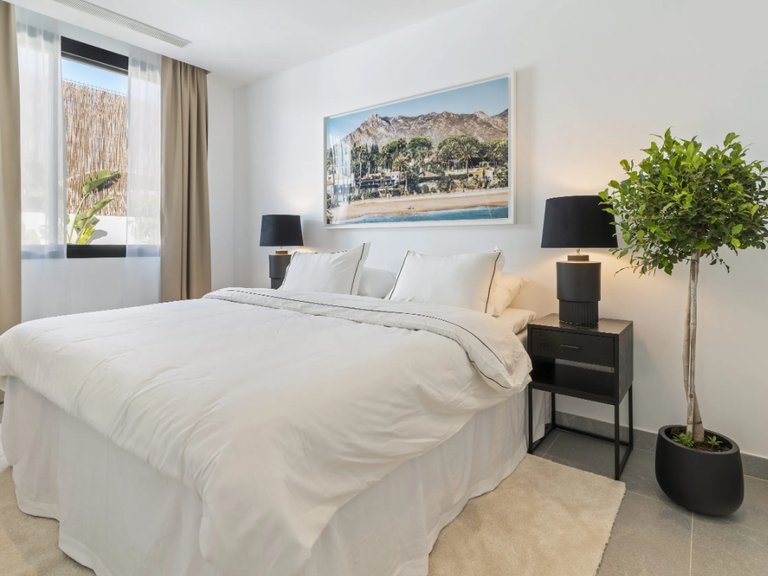 Villa for Sale in Marbella, Malaga 8