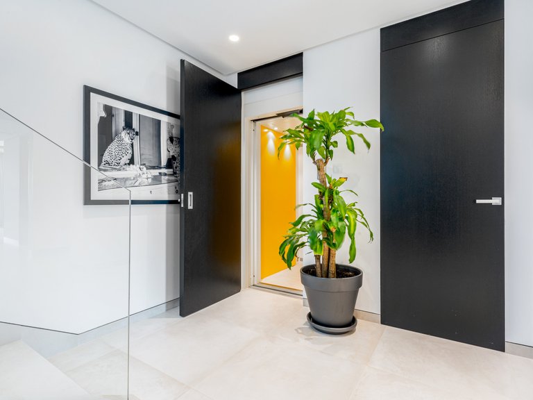 Villa for Sale in Marbella, Malaga 27