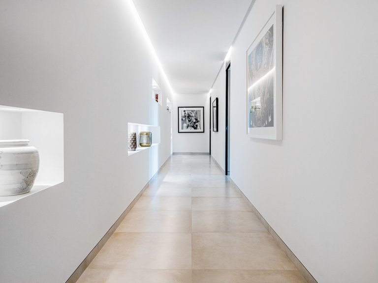 Villa for Sale in Marbella, Malaga 26