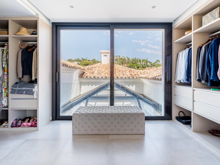 Villa for Sale in Marbella, Malaga 23