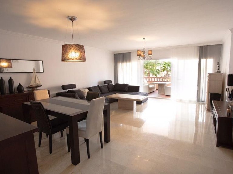 Apartment for Rent in Estepona, Malaga 9