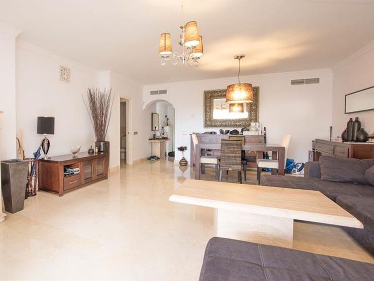 Apartment for Rent in Estepona, Malaga 10