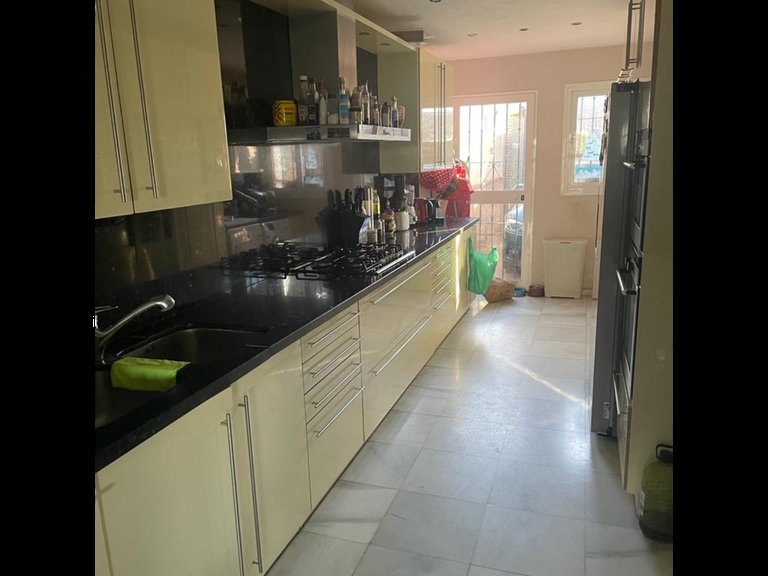 Villa for Sale in Marbella, Malaga 5