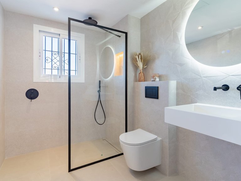 Apartment for Sale in Marbella, Malaga 18