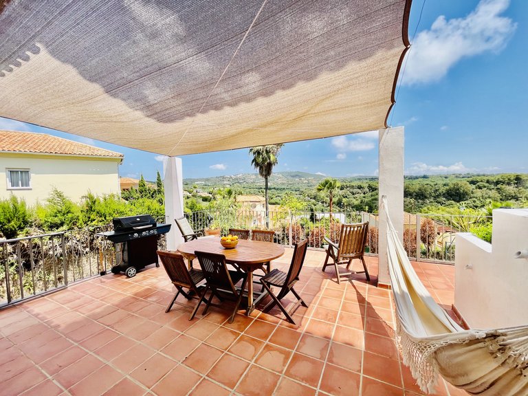 Villa for Sale in Sotogrande, Cadiz 2
