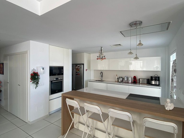 Villa for Sale in Benalmadena, Malaga 5