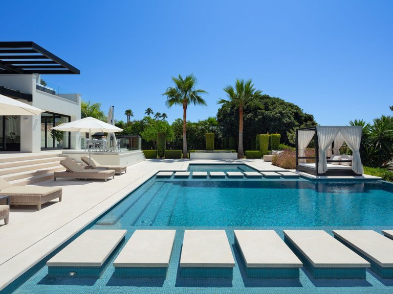 Villa for Sale in Marbella, Malaga 13