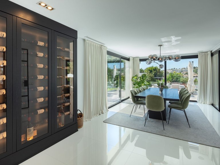 Villa for Sale in Marbella, Malaga 11
