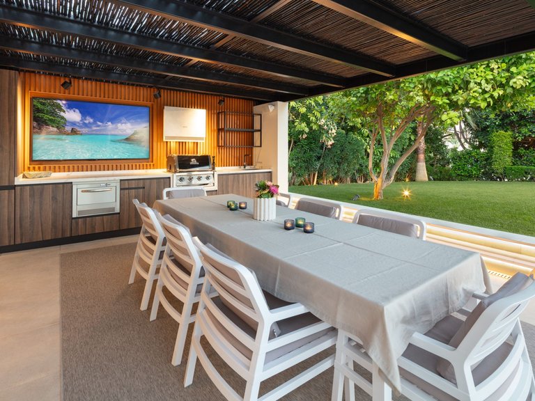 Villa for Sale in Marbella, Malaga 44