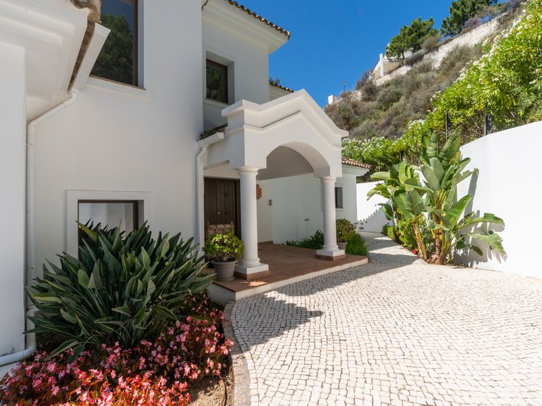 Villa for Sale in Marbella, Malaga 56