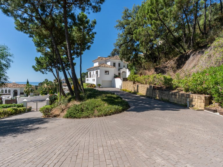 Villa for Sale in Marbella, Malaga 53