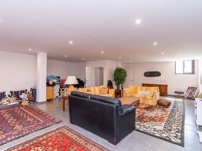 Villa for Sale in Marbella, Malaga 10