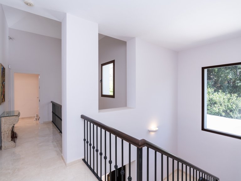 Villa for Sale in Marbella, Malaga 20