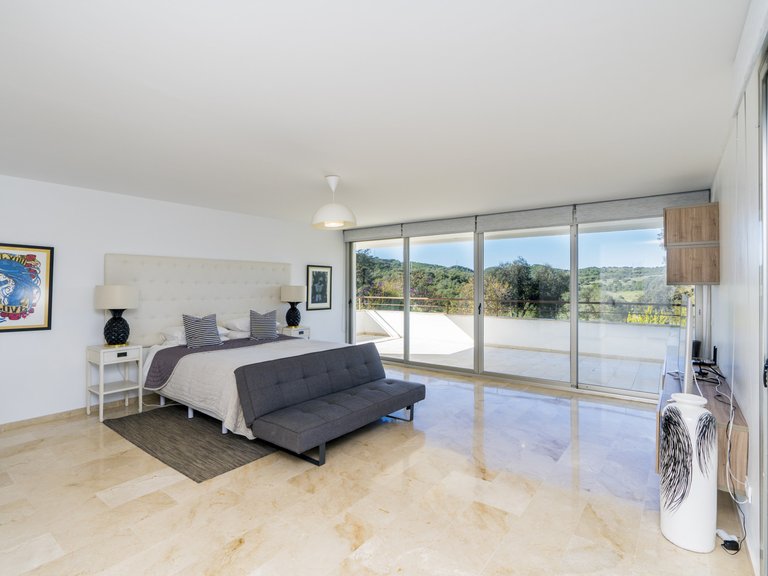 Villa for Sale in Sotogrande, Cadiz 16
