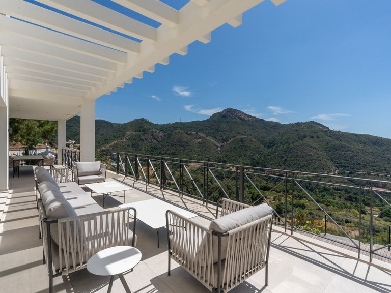 Villa for Sale in Marbella, Malaga 25