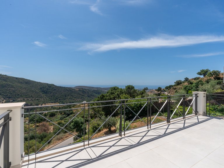 Villa for Sale in Marbella, Malaga 33