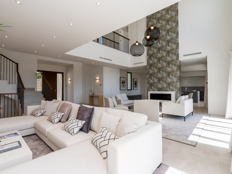 Villa for Sale in Marbella, Malaga 18