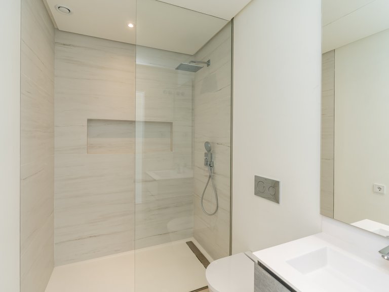 Villa for Sale in Marbella, Malaga 36