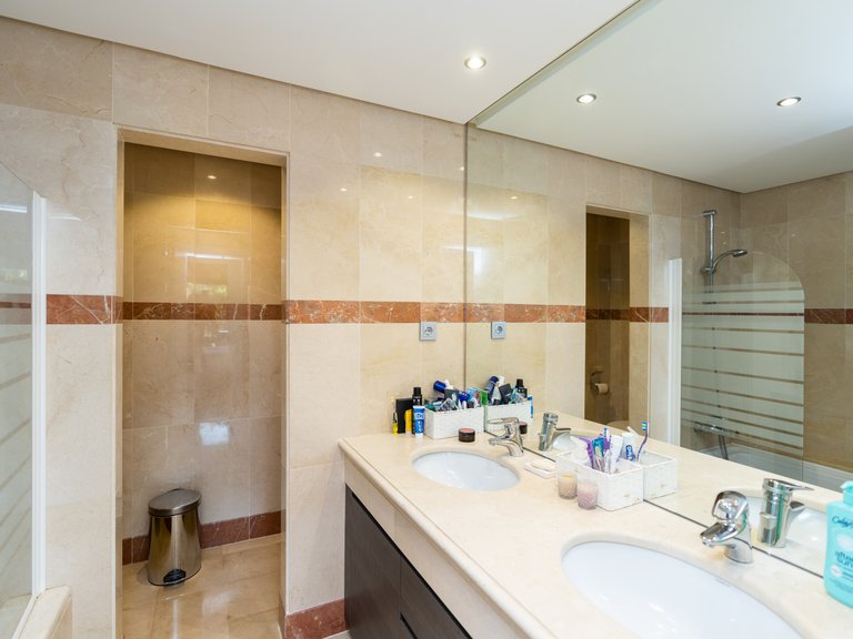 Apartment for Sale in Estepona, Malaga 15