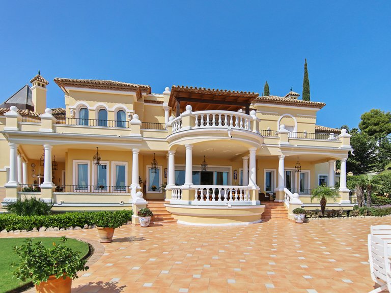 Villa for Sale in Marbella, Malaga 40