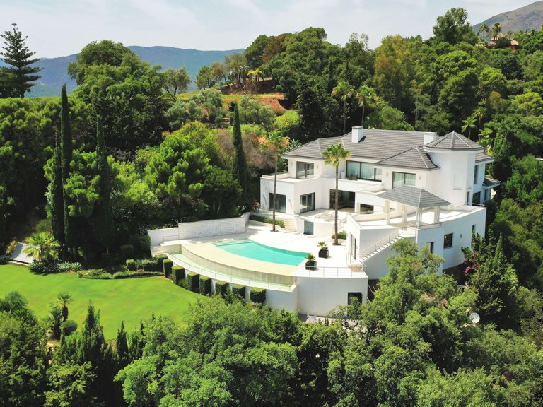 Villa for Sale in Benahavis, Malaga 2