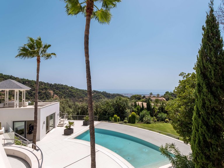 Villa for Sale in Benahavis, Malaga 3
