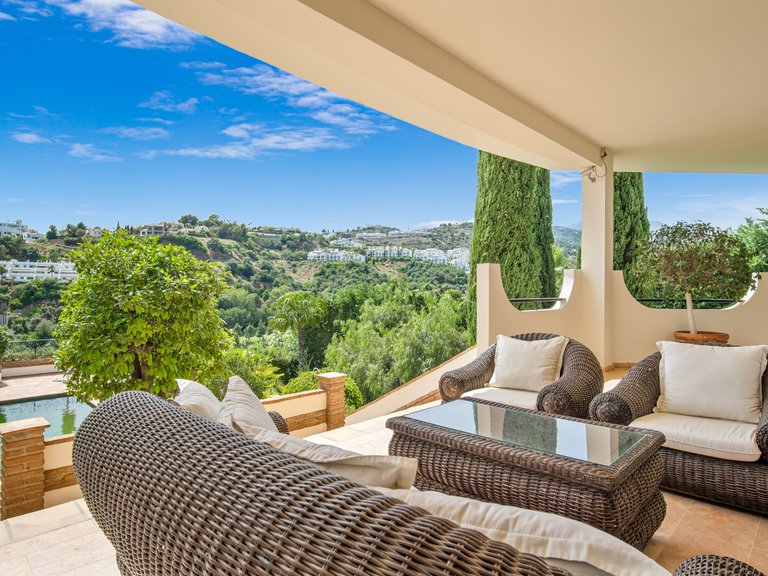 Villa for Sale in Marbella, Malaga 35