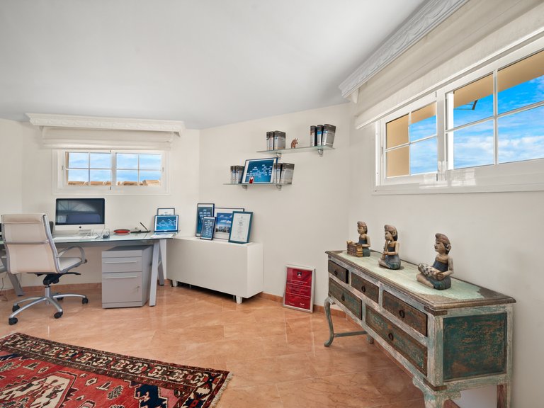 Villa for Sale in Marbella, Malaga 13