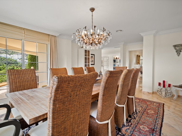 Villa for Sale in Marbella, Malaga 41