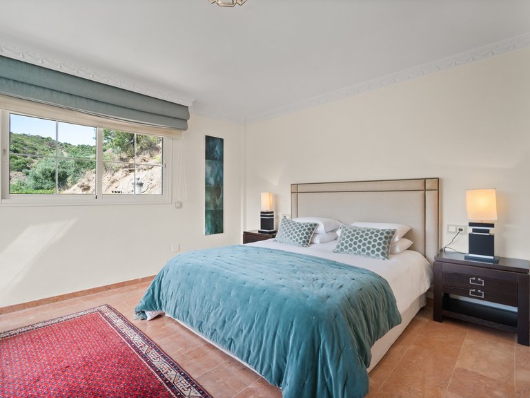 Villa for Sale in Marbella, Malaga 30