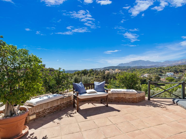 Villa for Sale in Benahavis, Malaga 9