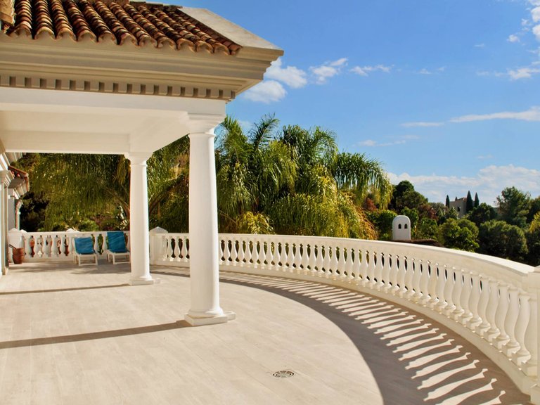 Villa for Sale in Benahavis, Malaga 18